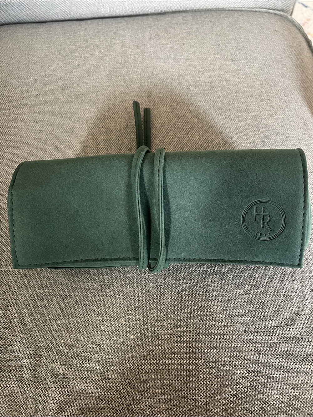 Holt Renfrew Green makeup Pouch